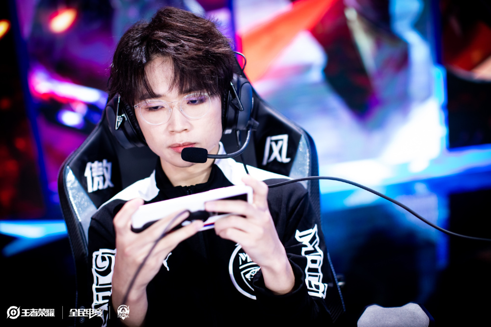 层在现场的 层在现场的