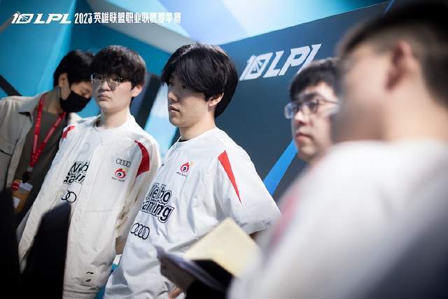 让这篇文章 让这篇文章