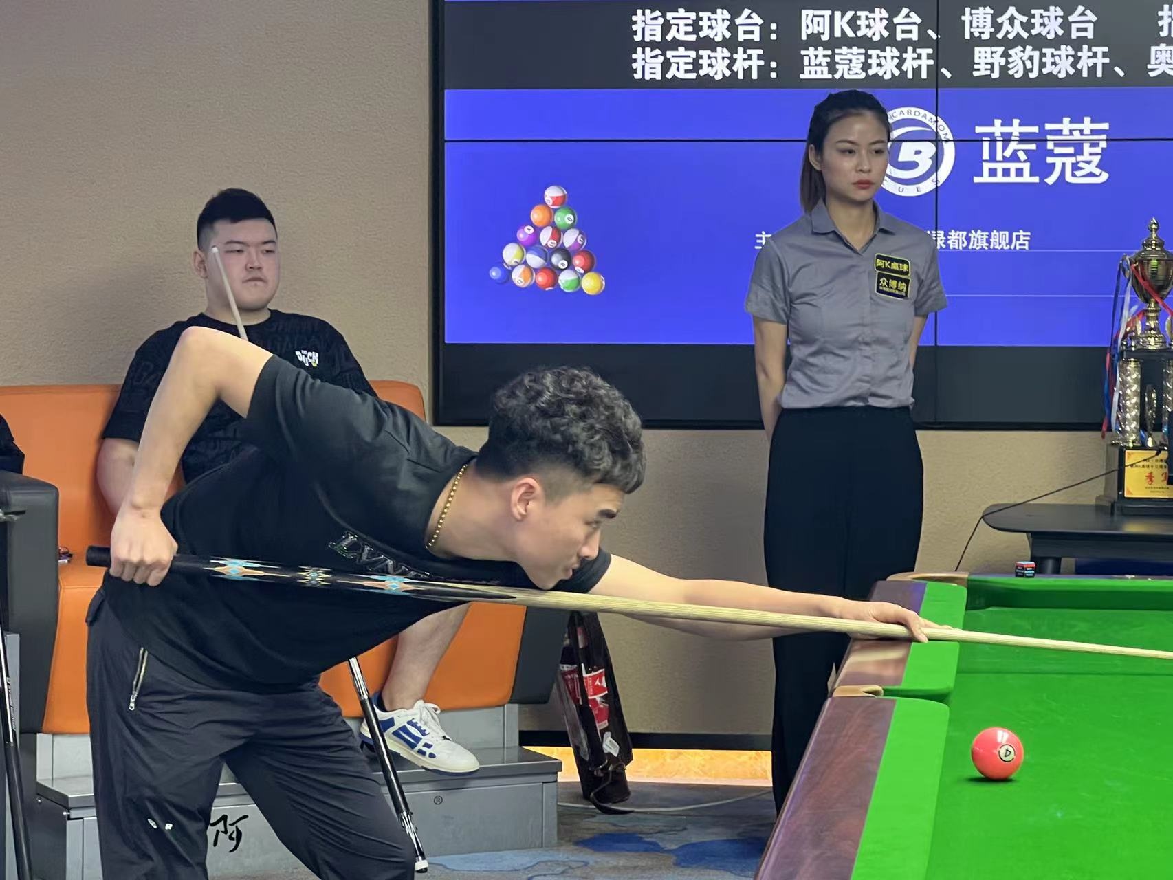 人不禁感慨 人不禁感慨