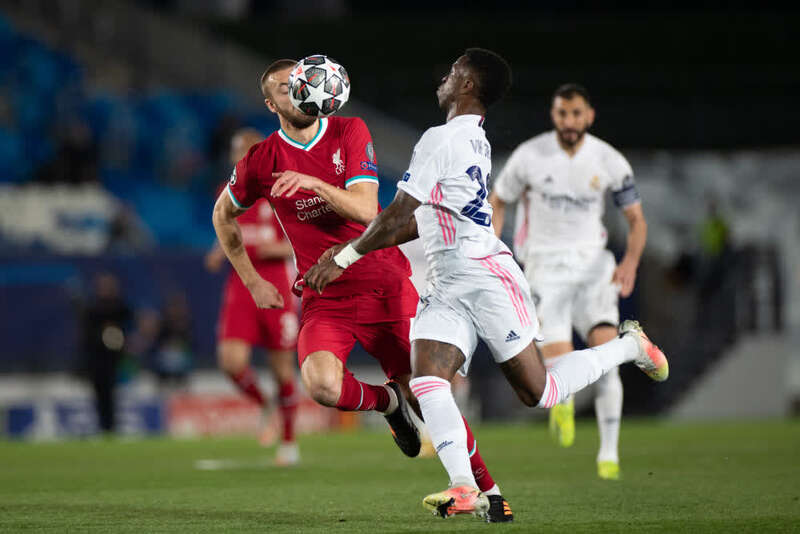 第一下触球 第一下触球